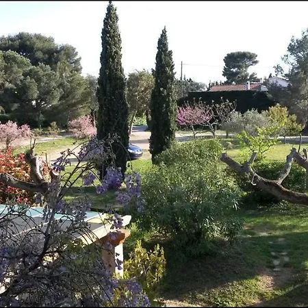 Casa de Férias Au Jardin De La Ferme - Roses Rouges Six-Fours-les-Plages